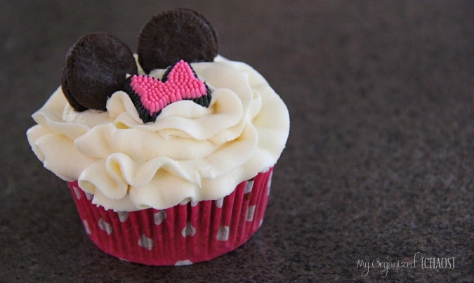 minnie mouse birthday cupcakes