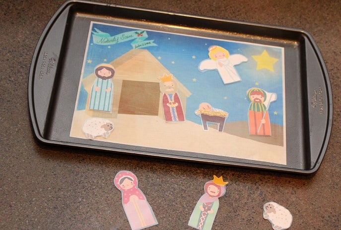 magnet-board-nativity-doll-scene-kids-activity-diy