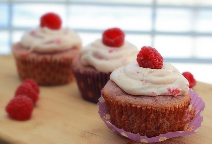 raspberry cupcakes myorgnaizedchaos