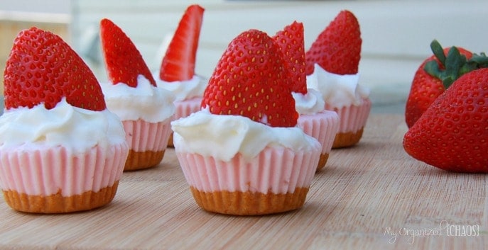Mini Strawberry Cheesecake Bites