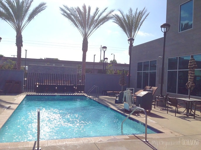 Hyatt-Place-Los-Angeles-El-Segundo-outdoor-pool