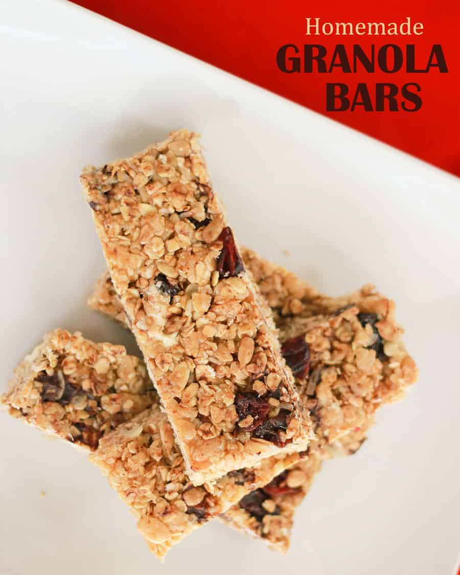 Homemade Granola Bars for Back to School. Easy, simple and versatile recipe that freezes well and can be made in batches and used later