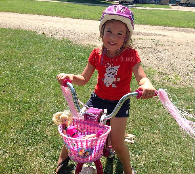 twins-learning-to-ride-bikes-barbieproject