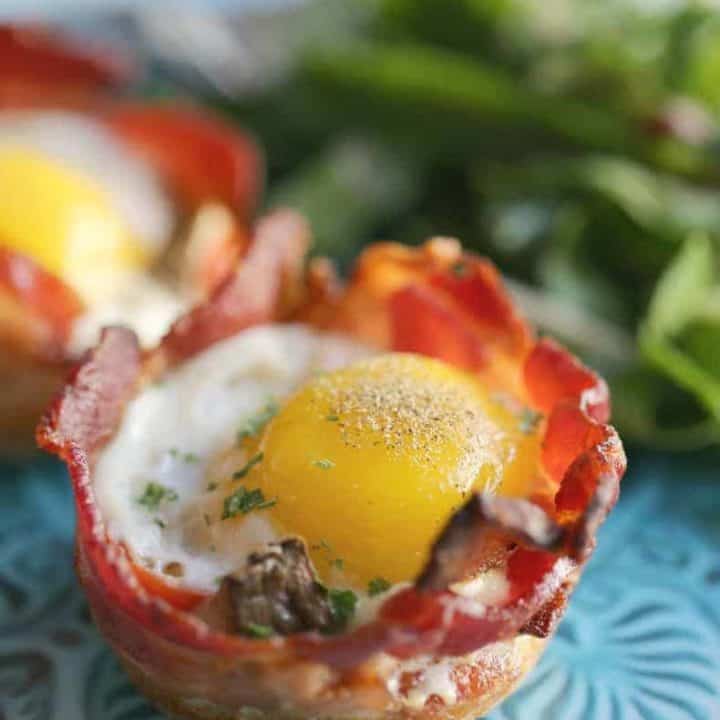 baked egg and bacon cups