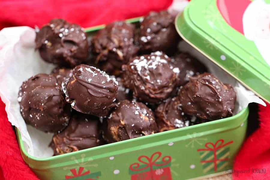 peanut-butter-snowballs-holiday-dessert-recipe