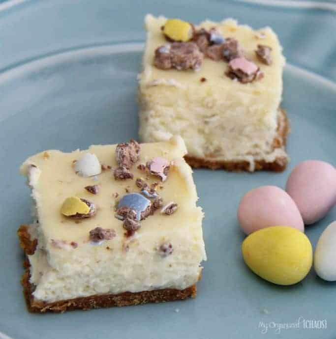 Mini Egg Cheesecake Bites are a perfect cheesecake recipe - the colours are fresh like spring, and the candy and vanilla cheesecake taste is amazing.