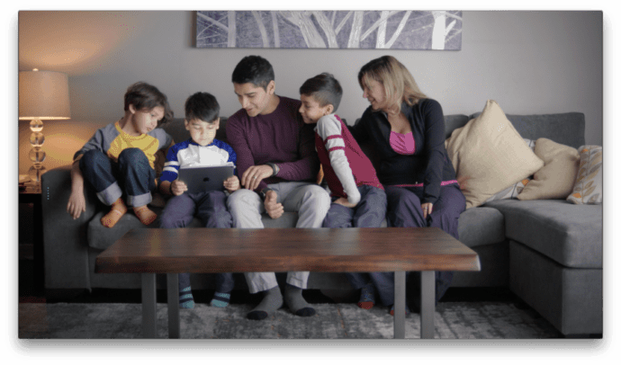 Project Smart Furniture Leon's - Social experiment to track family time spent together