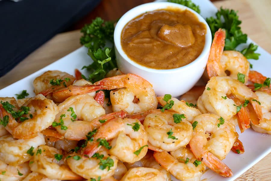 A plate of shrimp, with Dipping sauce