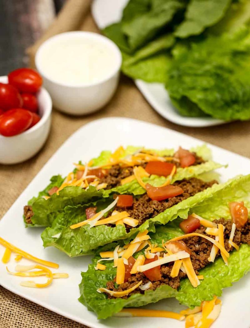 Low Carb Taco Lettuce Wraps - super simple to make and so tasty, healthy eating is easy with recipes like this one! You can have this delicious dinner on the table in minutes with this taco recipe