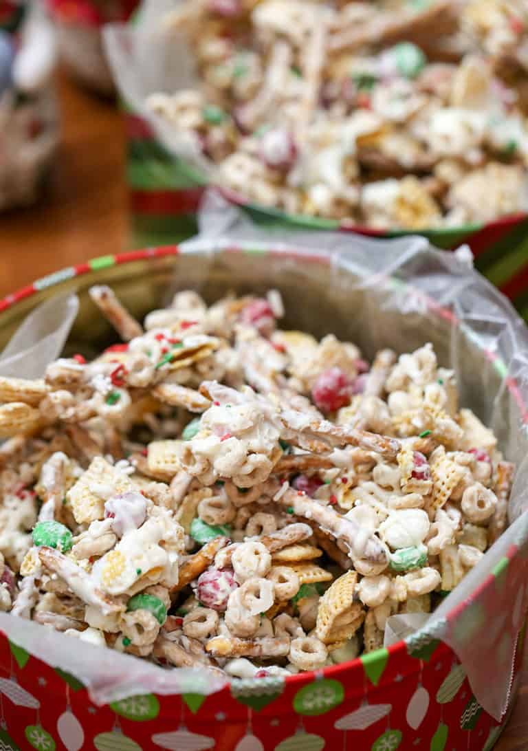 Christmas Trash Snack Mix