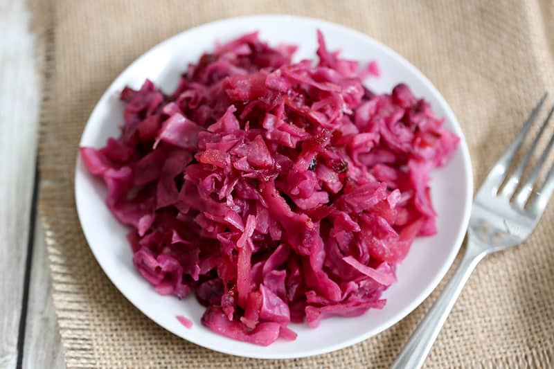 cooked red cabbage