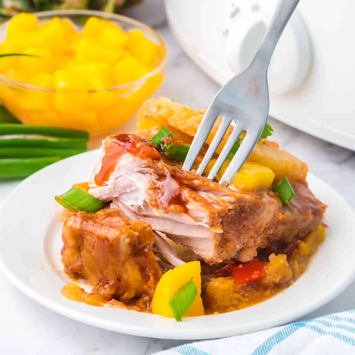 Slow Cooker Hawaiian Pork Chops